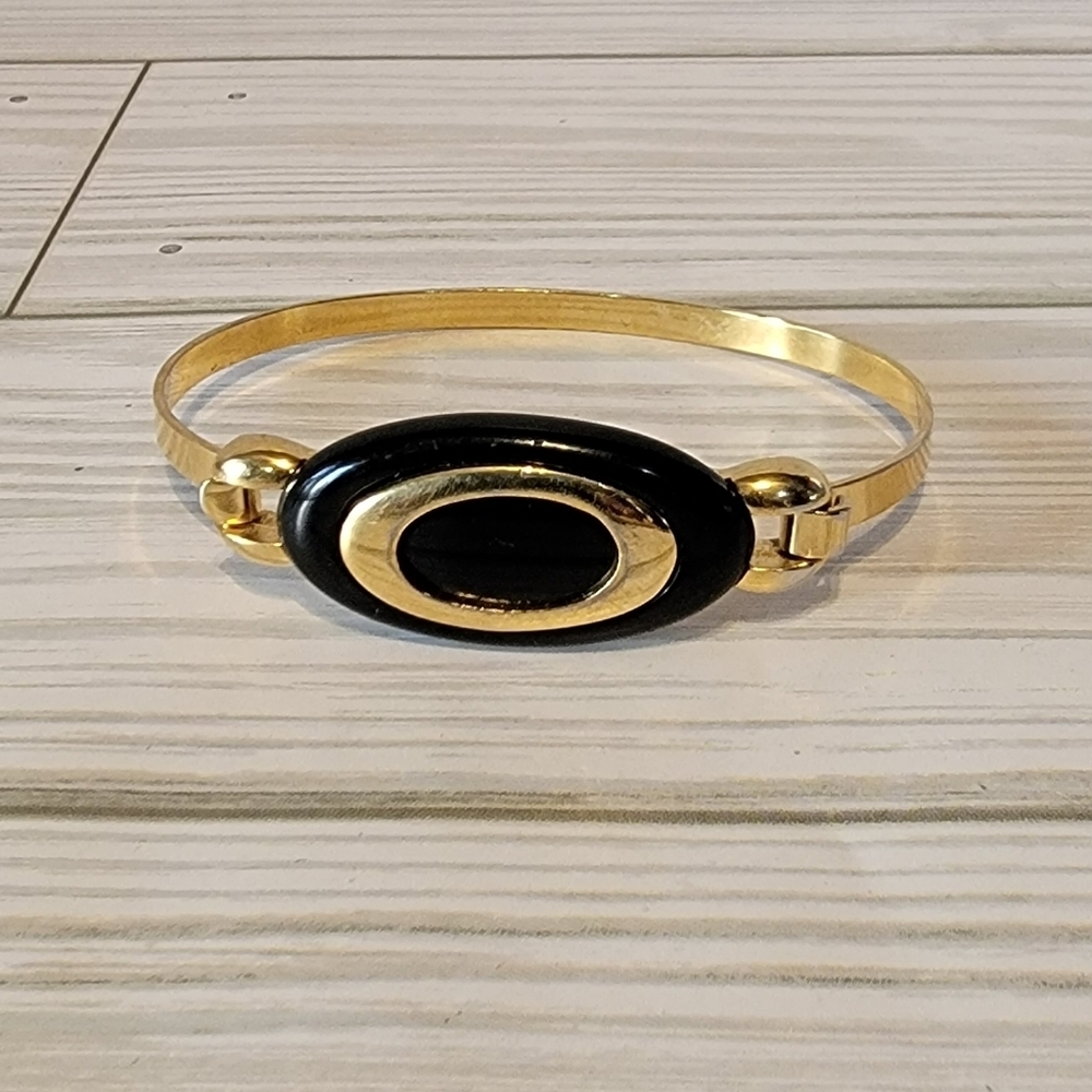 Vintage Trifari Gold-tone & Black Bracelet